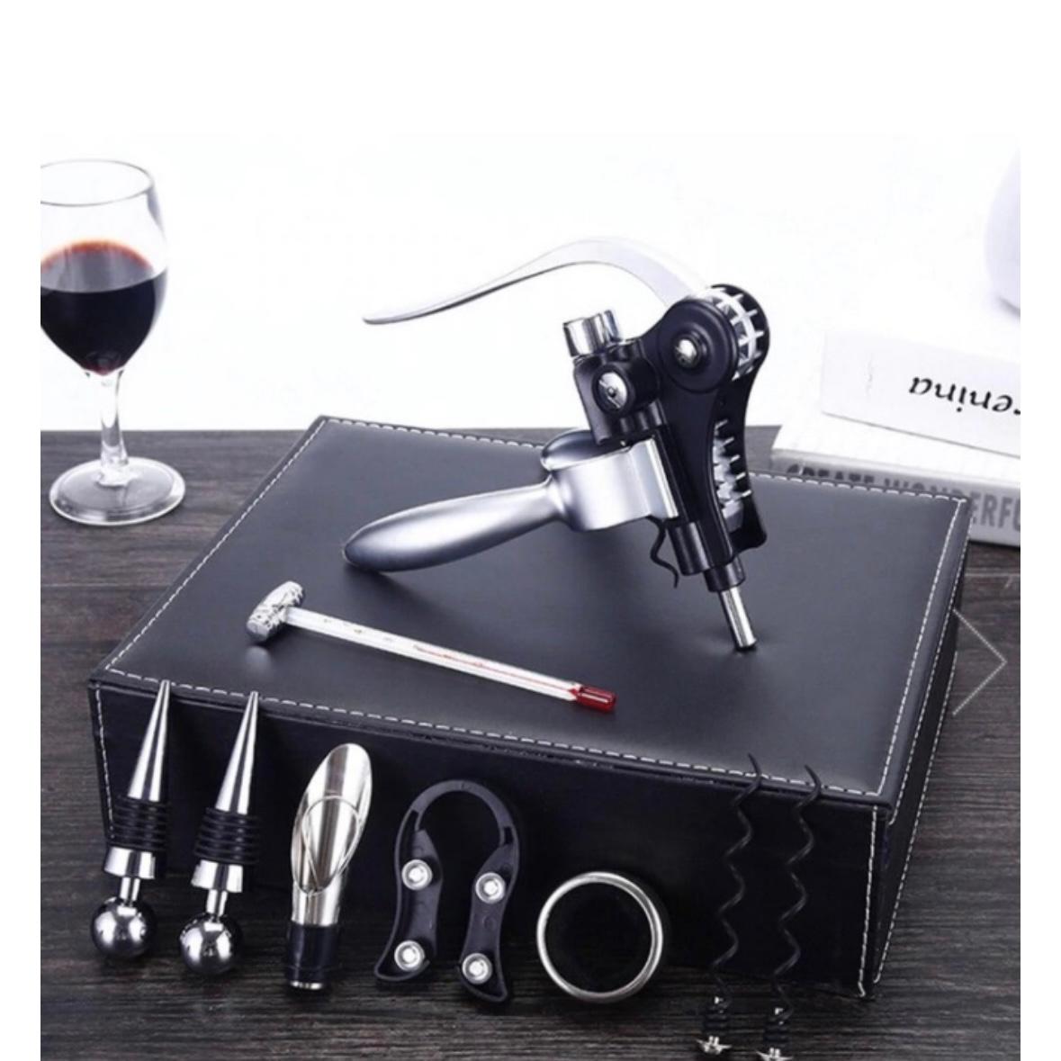 Classic Gentleman gift set, 9 bottle opening accessories, black