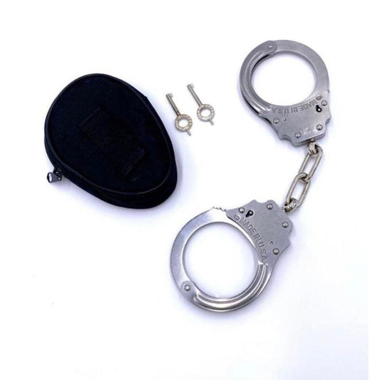 Stainless steel handcuffs with chain, 2 keys, cover with belt clip included