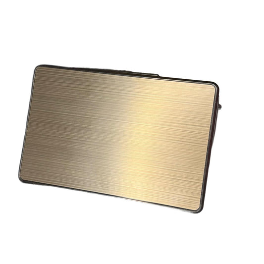 Tabachera de tigari cu doua brichete incorporate, usb