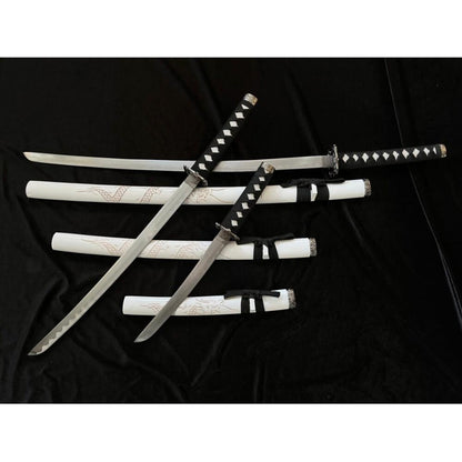 Set 3 sabii cu teaca de lemn White Dragon, 3 dimensiuni si suport din lemn, ornament